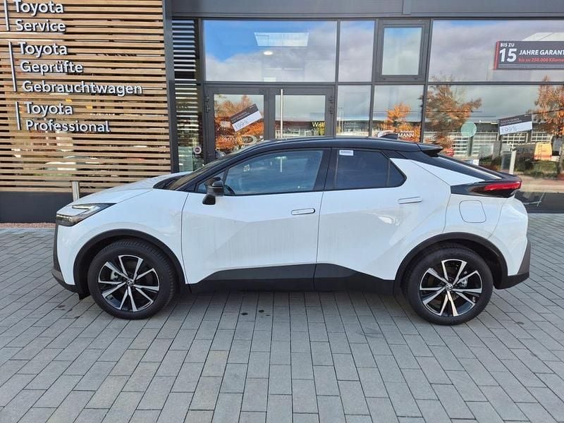 Gebraucht Toyota C-HR 223 PS (164 kW) 2025 040)/ black (202) (weiss SUV