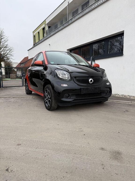 Schwarz Gebraucht 2018 Smart ForFour Prime Kleinwagen | 11.499 € (Guter Preis) - Bild 1/4