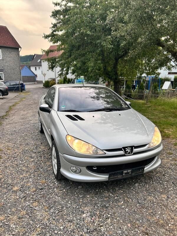 Grau Gebraucht 2005 Peugeot 206 CC Cabrio | 1.450 € (Guter Preis) - Bild 1/4