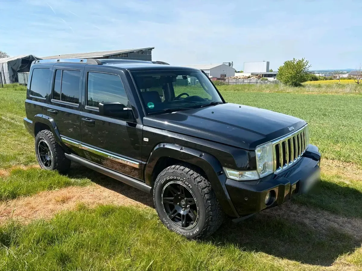 Usata Jeep Commander 218 CV (160 kW) 2006 Nero SUV