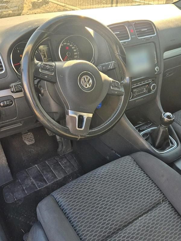 Gebraucht VW Golf VI 105 PS (77 kW) 2010 Kleinwagen