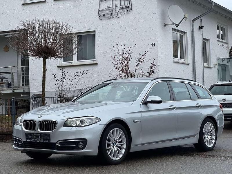 Gebraucht BMW 520 Luxury Line 190 PS (139 kW) 2017 Silber Kombi
