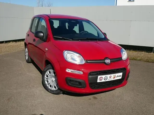 Neu Fiat Panda 69 PS (50 kW) 2025 Rot Kleinwagen