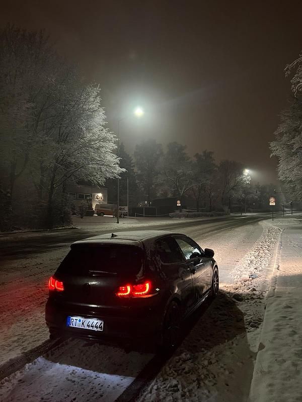 Gebraucht VW Golf Edition 235 PS (172 kW) 2012 Grau Coupé