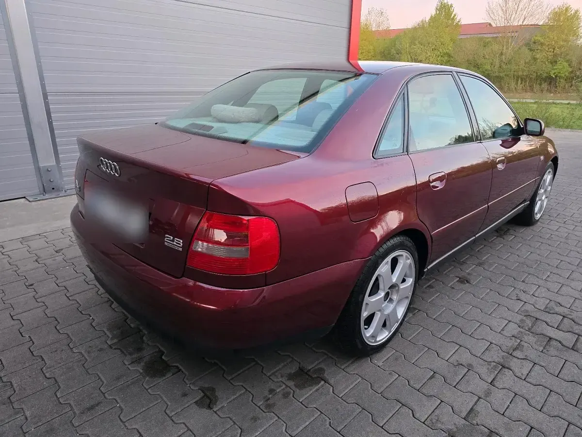 Usata Audi A4 193 CV (141 kW) 1999 Berlina