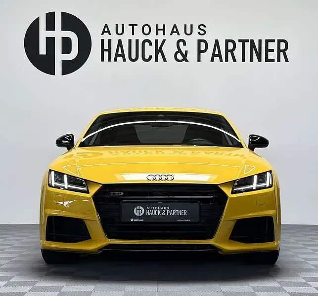 Gebraucht Audi TTS Ambiente 310 PS (228 kW) 2017 Gelb Coupé