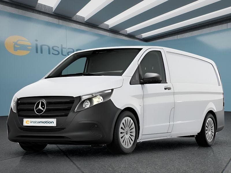 Weiß Gebraucht 2024 Mercedes Vito Van / Kleinbus | 31.049 € (Guter Preis) - Bild 1/4