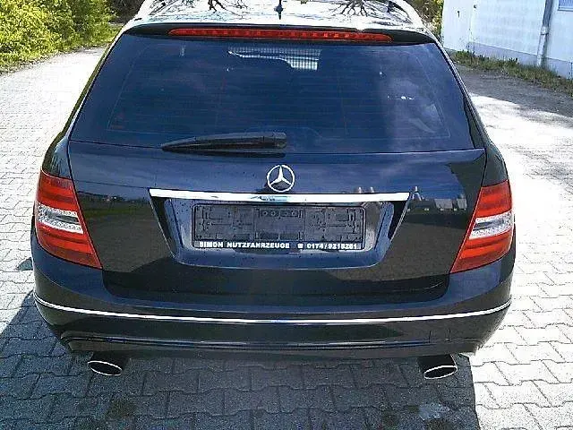 Gebraucht Mercedes C300 231 PS (169 kW) 2014 Schwarz Kombi