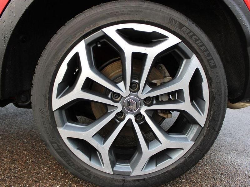 Gebraucht Renault Kadjar LIMITED 140 PS (102 kW) 2021 Rot SUV