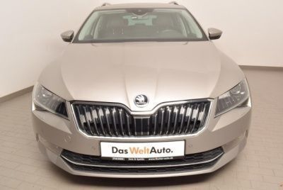 Gebraucht Skoda Superb 190 PS (139 kW) 2016 Beige metallic Kombi