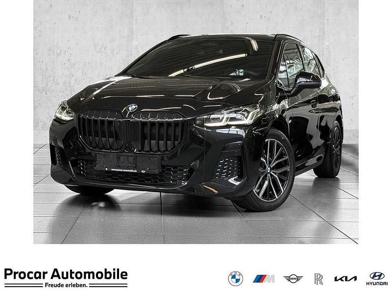 Schwarz Neu 2025 BMW 218 Performance Van / Kleinbus | 42.390 € (Etwas zu teuer) - Bild 1/4