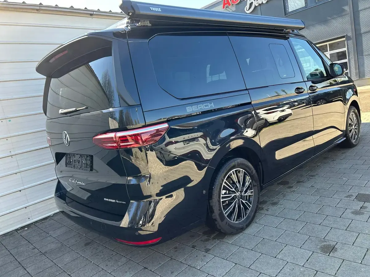 Neu VW T7 Beach 2026 Deep black perleffekt Van