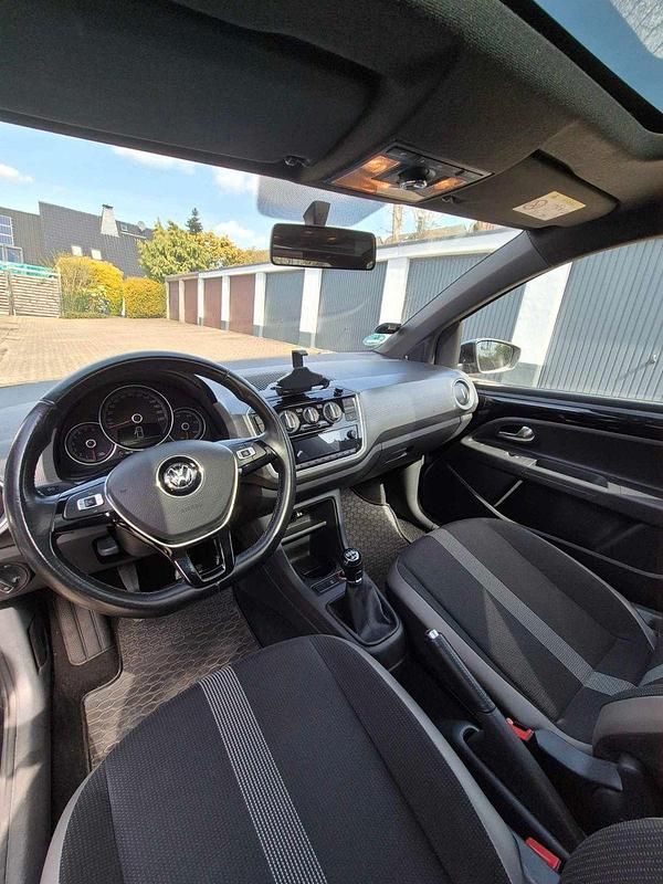 Gebraucht VW up! high up! 90 PS (66 kW) 2017 Schwarz Kleinwagen