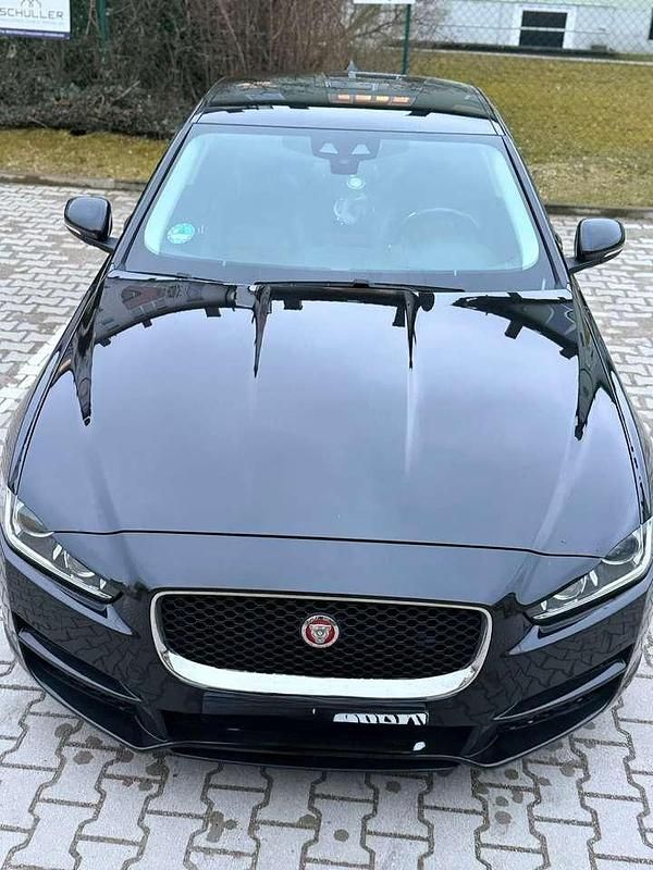 Gebraucht 2017 Jaguar XE Prestige Limousine | 18.000 € (Fairer Preis) - Bild 1/4