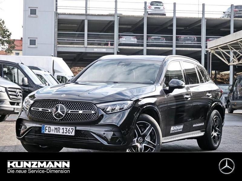Gebraucht Mercedes GLC220 AMG 197 PS (144 kW) 2026 Obsidianschwarz metallic SUV