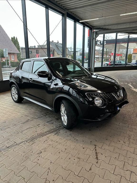 Gebraucht Nissan Juke N-Connecta 116 PS (85 kW) 2018 Schwarz SUV