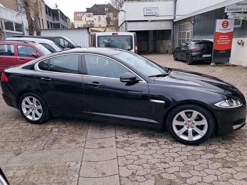 Gebraucht Jaguar XF 200 PS (147 kW) 2014 Schwarz Limousine