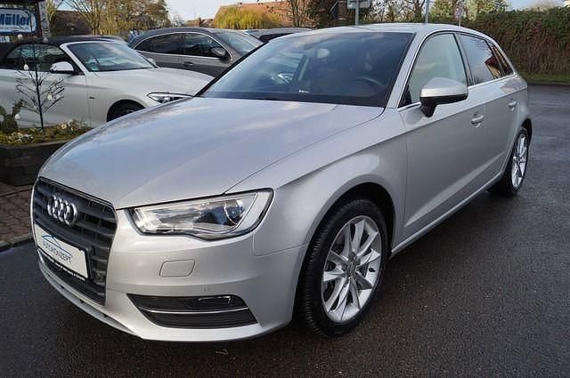 Gebraucht Audi A3 Ambiente 179 PS (131 kW) 2013 Silber Limousine