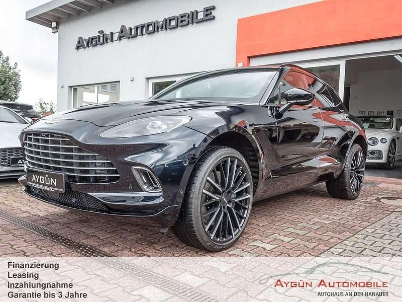 Ultramarine black Gebraucht 2022 Aston Martin DBX SUV | 127.995 € (Fairer Preis) - Bild 1/4