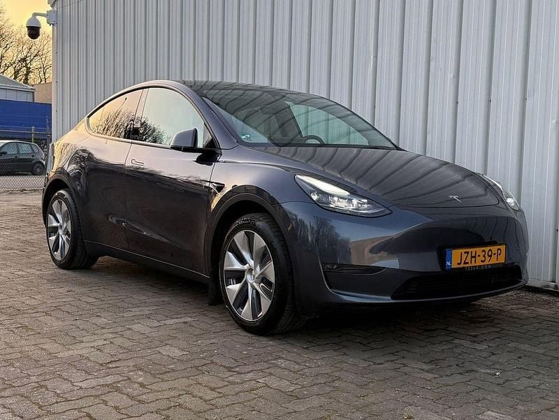 Gebraucht Tesla Model Y 336 kW (457 PS) 2022 Grau SUV