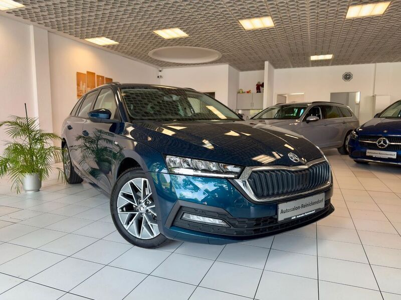 Blau Gebraucht 2023 Skoda Octavia Tour Kombi | 22.980 € (Superpreis) - Bild 1/4