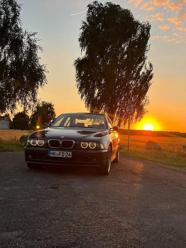 Gebraucht BMW 520 170 PS (125 kW) 2002 Blau Limousine