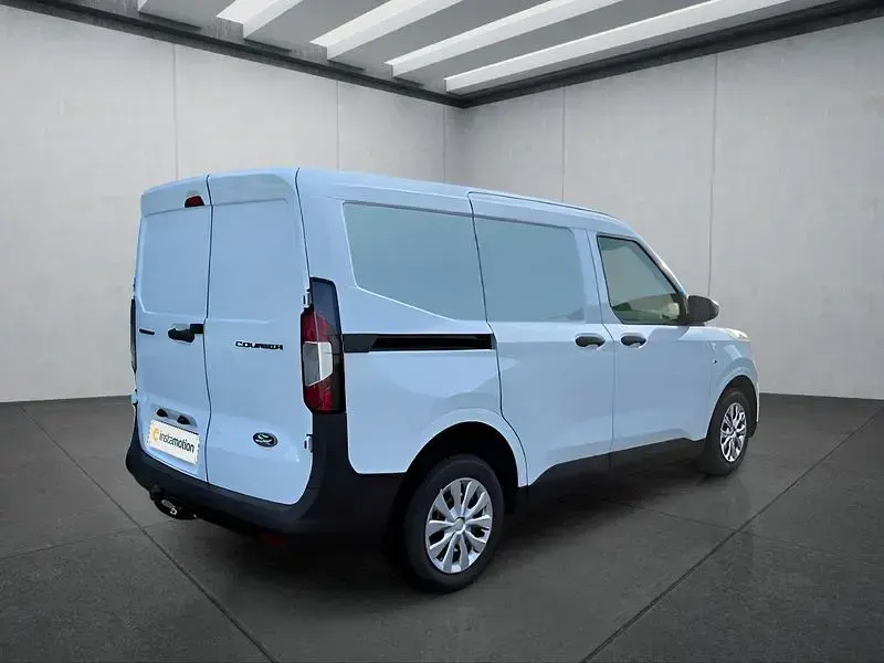 Gebraucht Ford Transit 101 PS (74 kW) 2026 Weiß Limousine