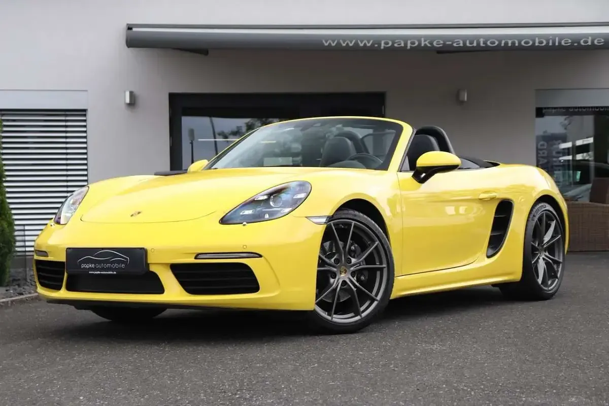 Gebraucht Porsche 718 299 PS (219 kW) 2020 Gelb Cabrio