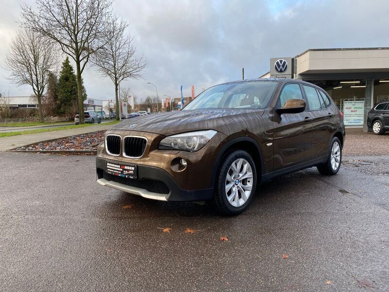 Braun Gebraucht 2010 BMW X1 SUV | 10.990 € (Fairer Preis) - Bild 1/4