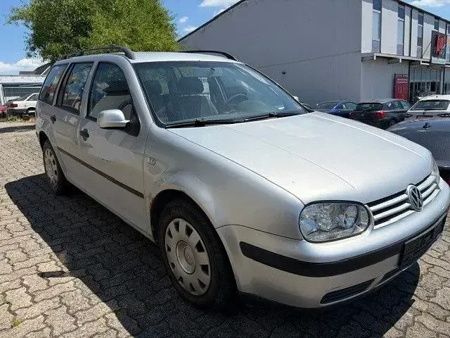 Gebraucht VW Golf IV Ocean 75 PS (55 kW) 2003 Reflexsilber metallic Kombi