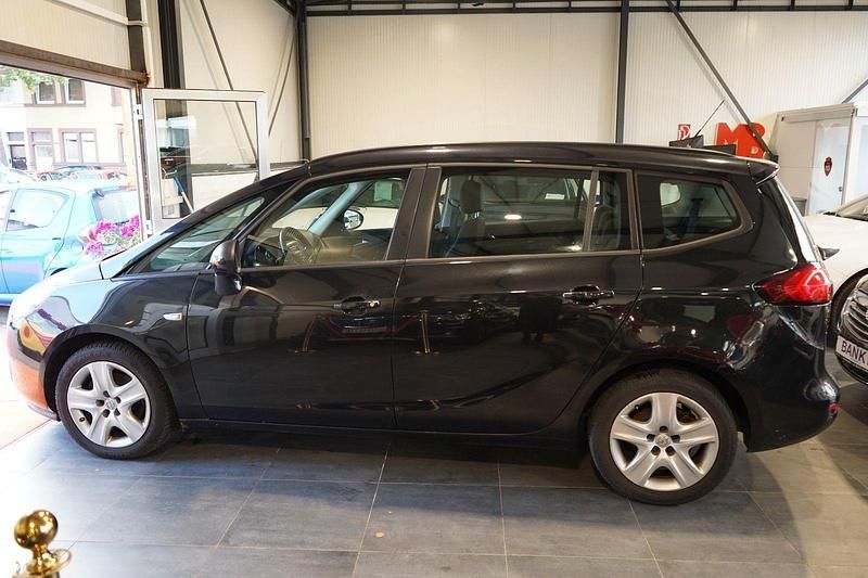 Gebraucht Opel Zafira Tourer Selection 120 PS (88 kW) 2016 Schwarz Van / Kleinbus