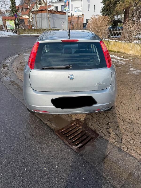 Gebraucht Fiat Grande Punto 78 PS (57 kW) 2007 Grau Kleinwagen