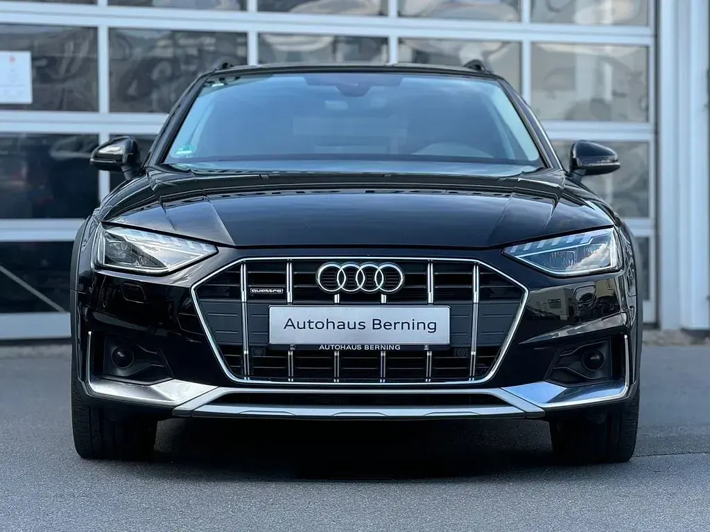 Gebraucht Audi A4 Allroad Sport 204 PS (150 kW) 2022 Brillantschwarz Kombi