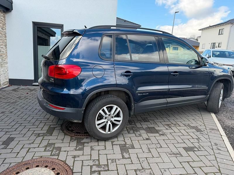 Gebraucht VW Tiguan 122 PS (89 kW) 2011 Blau SUV