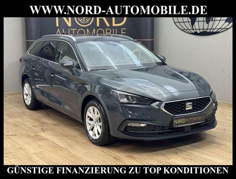 Usado Seat Leon ST Style 116 HP (85 kW) 2025 Azul Carrinha