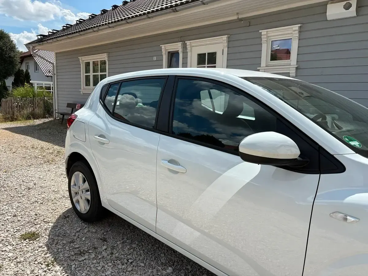 Gebraucht Dacia Sandero Expression 91 PS (66 kW) 2023 Weiß Kleinwagen