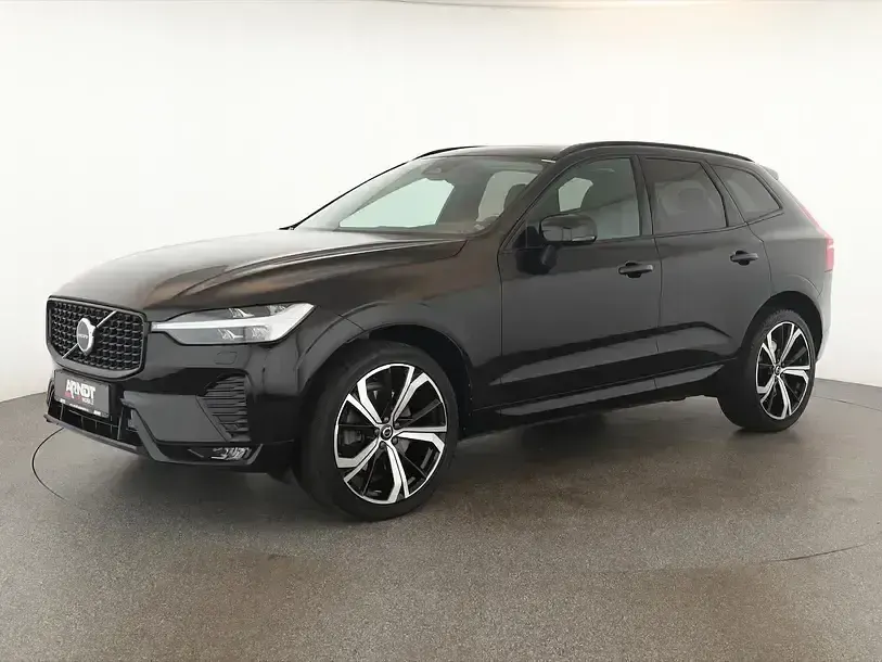 Gebraucht Volvo XC60 Plus 197 PS (144 kW) 2023 Onyx black SUV
