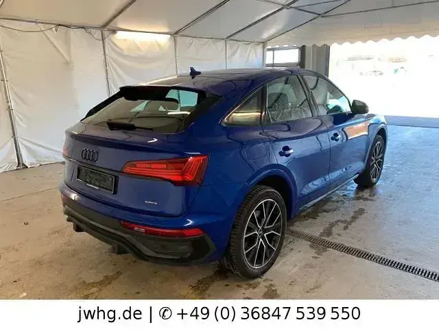 Gebraucht Audi Q5 Edition .1 143 PS (105 kW) 2021 Andere SUV