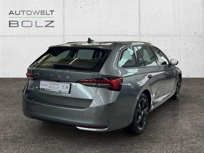 Gebraucht Skoda Octavia Selection 116 PS (85 kW) 2025 Grau Limousine