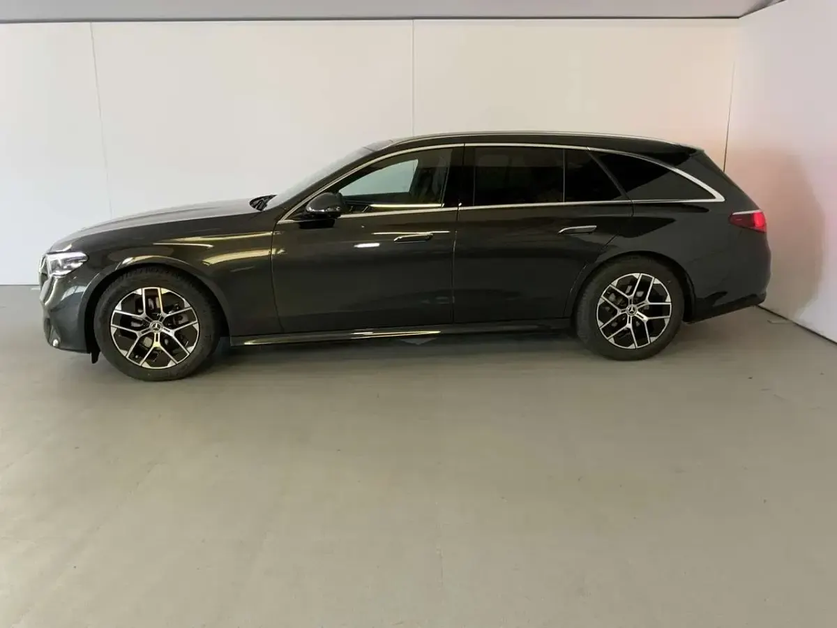 Gebraucht Mercedes E220 Advanced Plus 197 PS (144 kW) 2025 Grafitgrau  lack Kombi