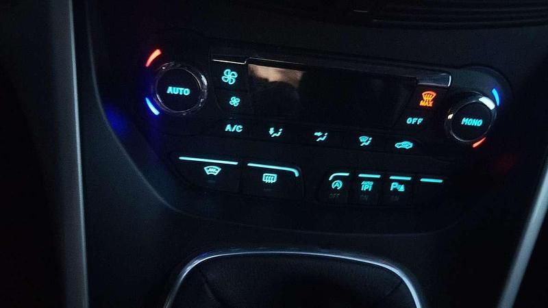 Gebraucht Ford C-MAX Titanium 150 PS (110 kW) 2011 Van / Kleinbus