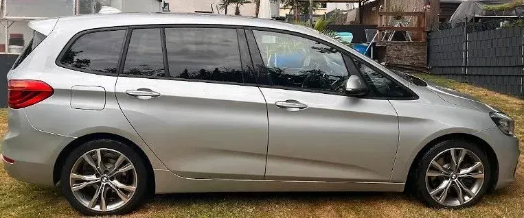 Gebraucht BMW 220 Sport Line 192 PS (141 kW) 2015 Silber Kombi