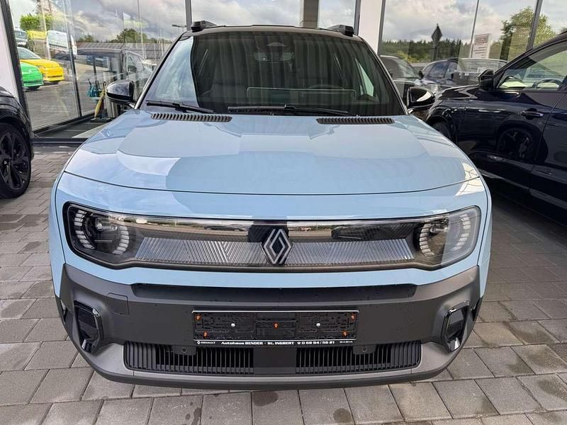 Gebraucht Renault 4 E-Tech Komfort 110 kW (150 PS) 2025 Kumulus blau mit black pearl SUV
