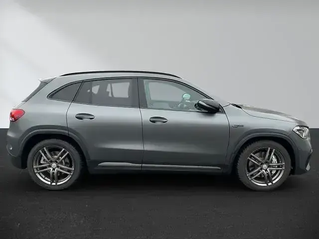 Gebraucht Mercedes GLA35 AMG AMG 306 PS (225 kW) 2022 Grau folie matt SUV