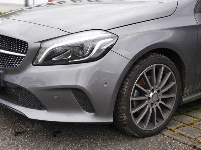 Gebraucht Mercedes A200 156 PS (114 kW) 2016 Grau Kleinwagen