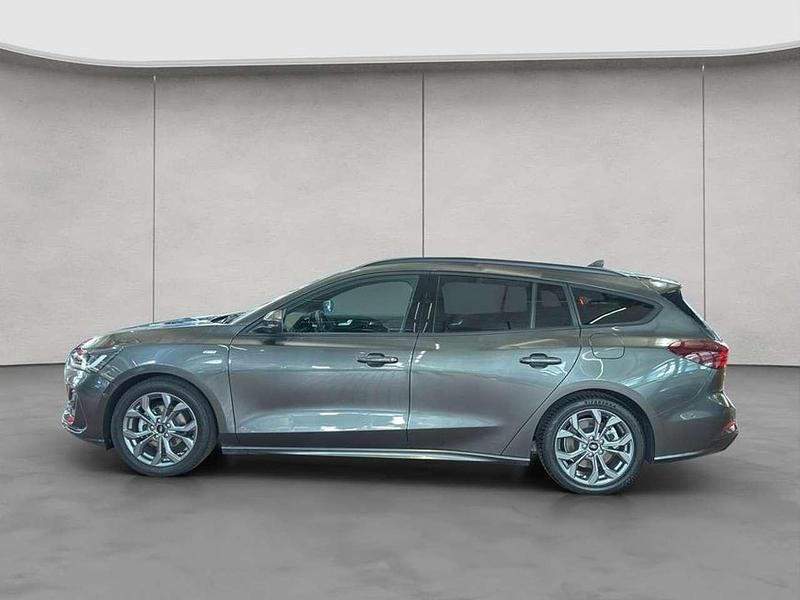 Gebraucht Ford Focus ST-Line X 155 PS (114 kW) 2024 Grau Kombi