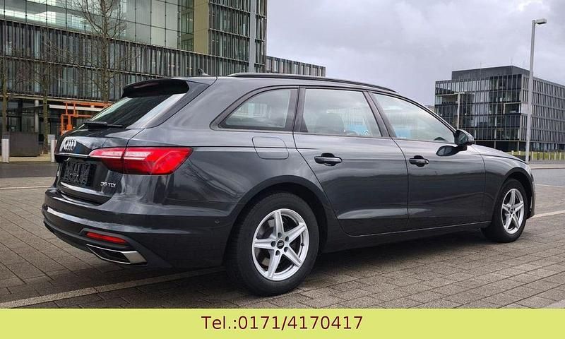 Gebraucht Audi A4 163 PS (119 kW) 2023 Grau Kombi
