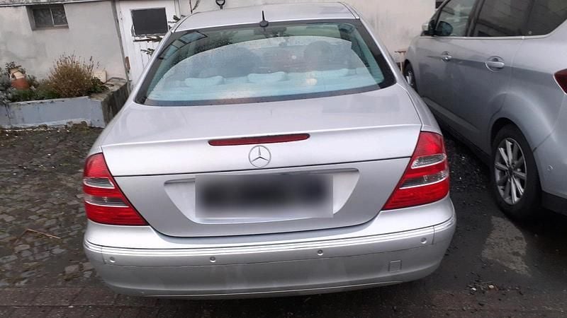 Brugt Mercedes E200 163 HK (119 kW) 2003 Sølv Sedan