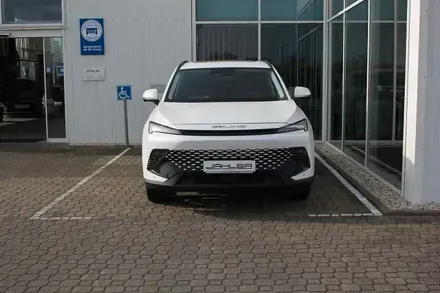 Używany Baic X55 185 KM (136 kW) 2023 Biały SUV