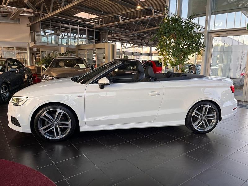 Second-hand Audi A3 S-Line 150 CP (110 kW) 2019 Berlinǎ